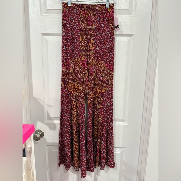 Juniors' SO® Patchwork Flared Pants - Picture 3 of 8